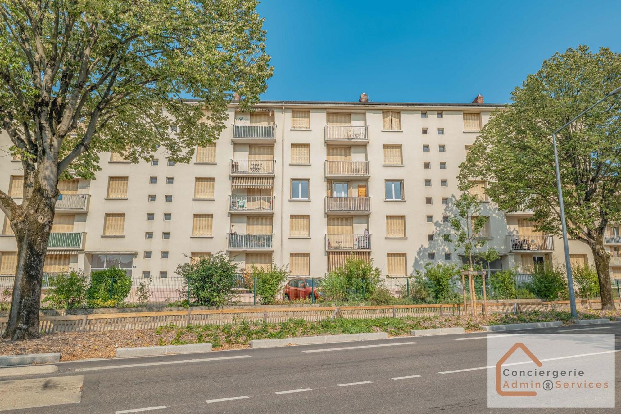 Appartamento Jolie T3 50m²  Vénissieux Esterno foto